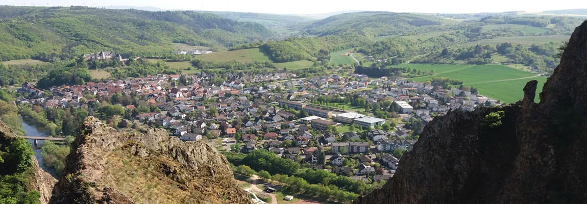 Blick vom Rotenfels nach Bad Münster am Stein Ebernburg